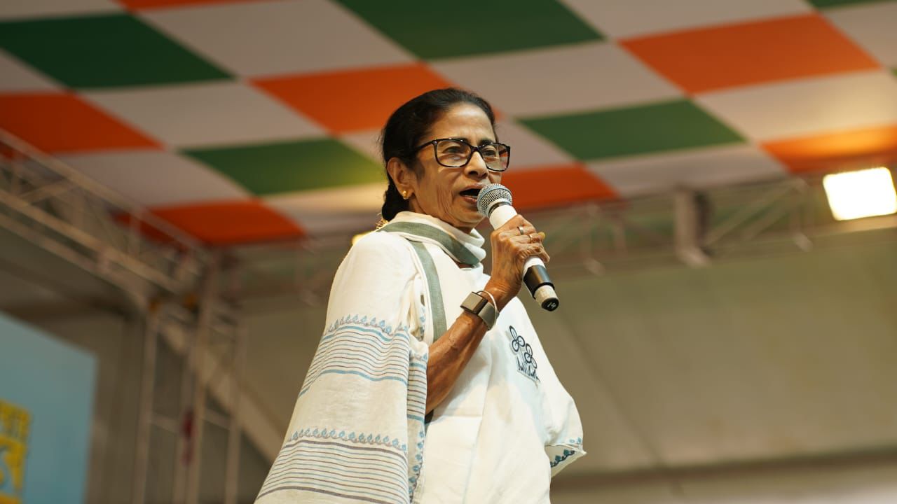 West Bengal Chief Minister and Trinamool Congress (TMC) supremo Mamata Banerjee addressing a poll campaign in her state